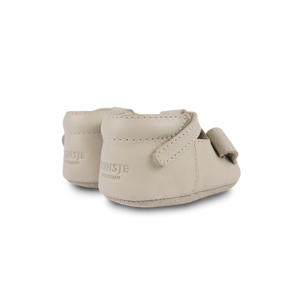 Spark Special Shoes | Golden Retriever | Ivory Classic Leather