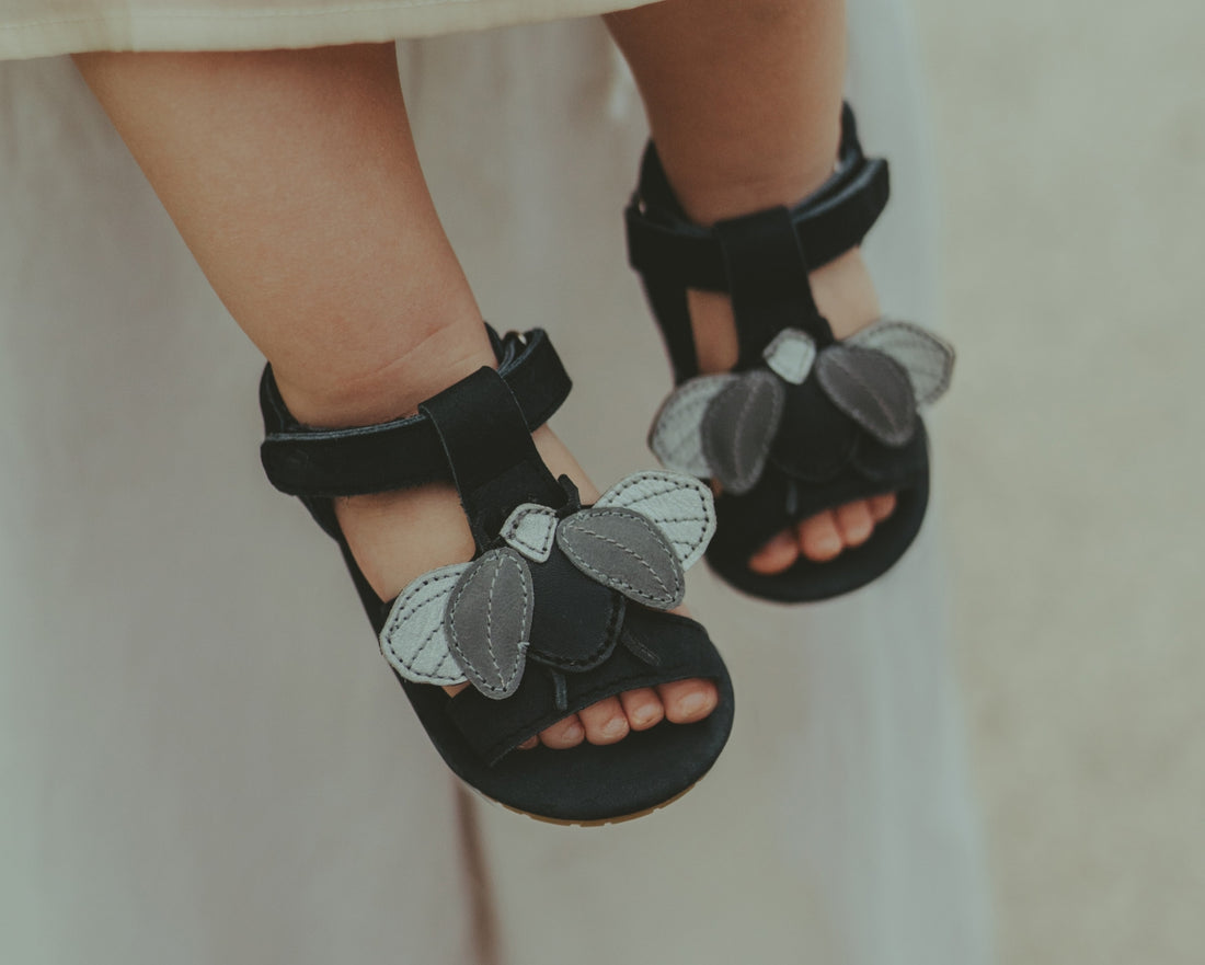 Tuti Sky Sandals | Scarab | Navy Nubuck