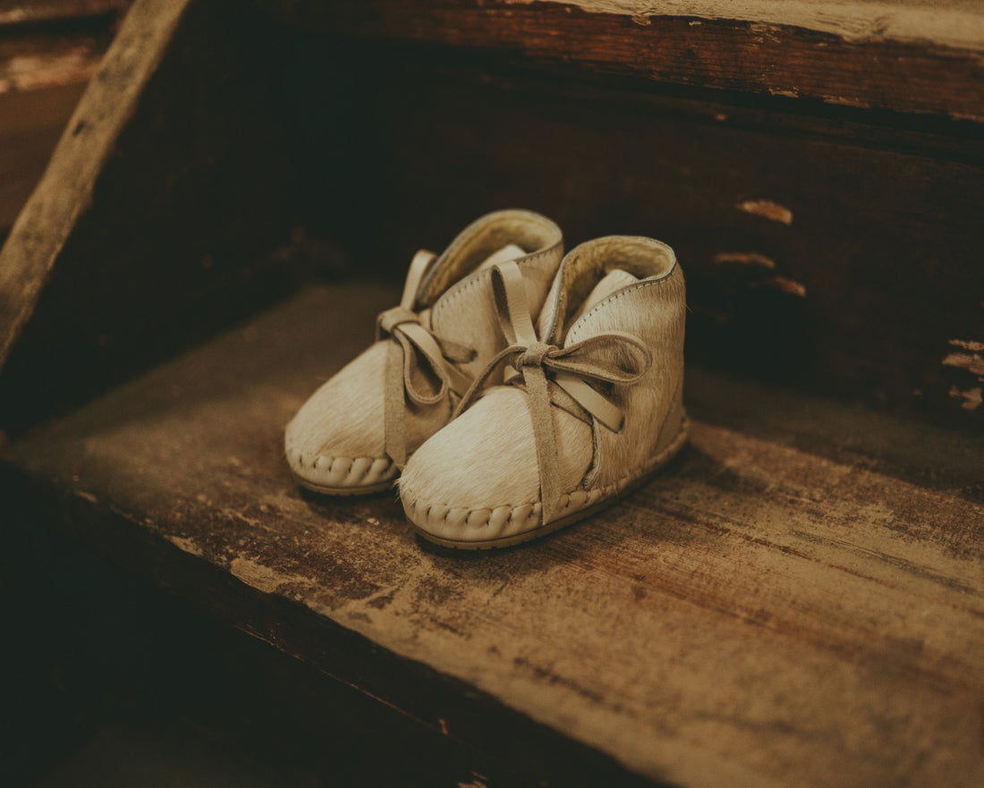 Pina Exclusive Booties | Cream Cow Hair