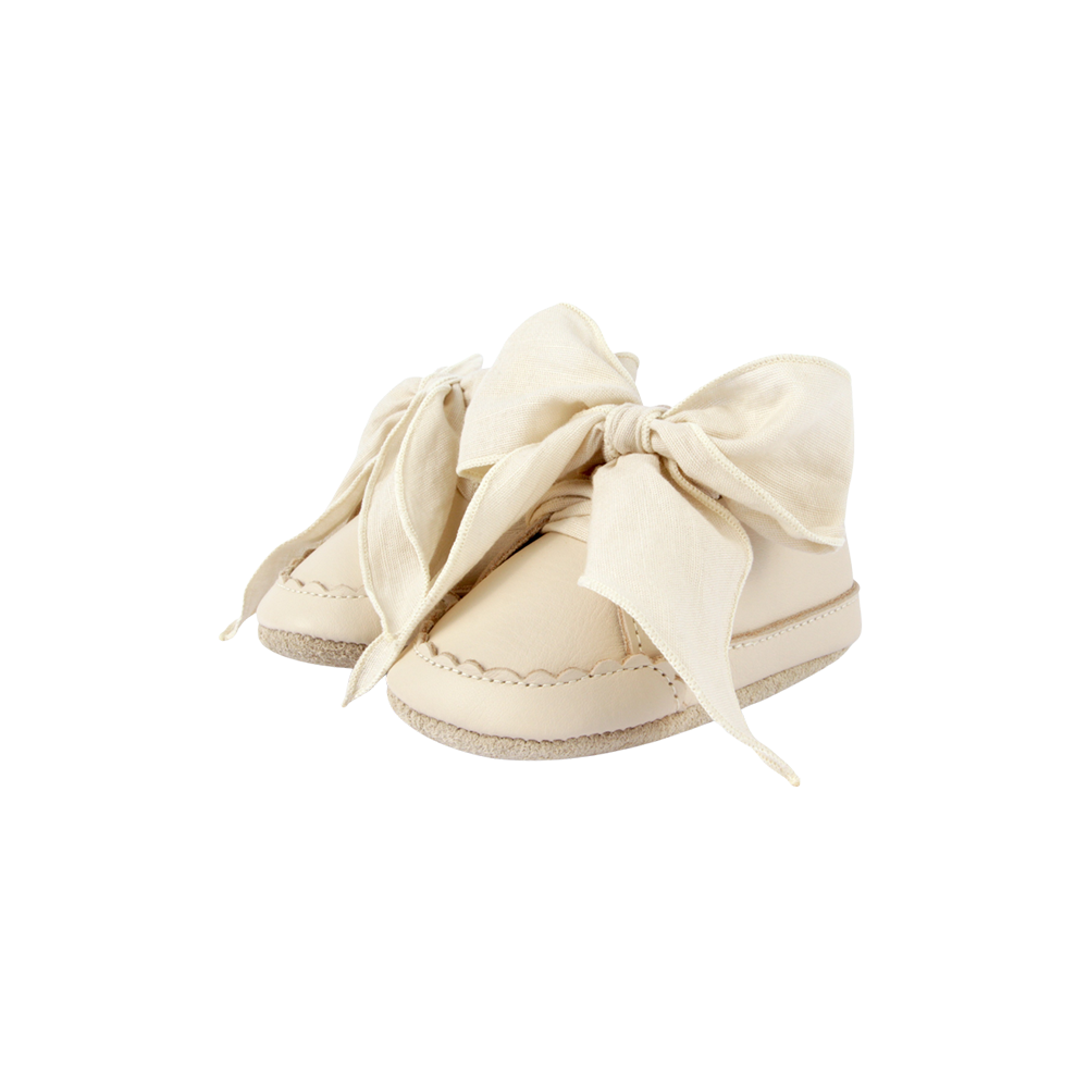 Lonny Sneakers | Cream Leather