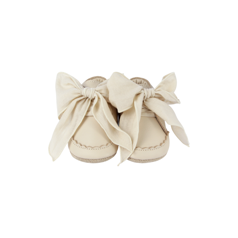 Lonny Sneakers | Cream Leather