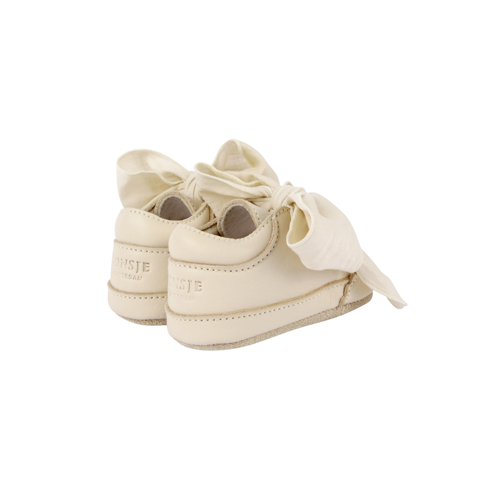 Lonny Sneakers | Cream Leather