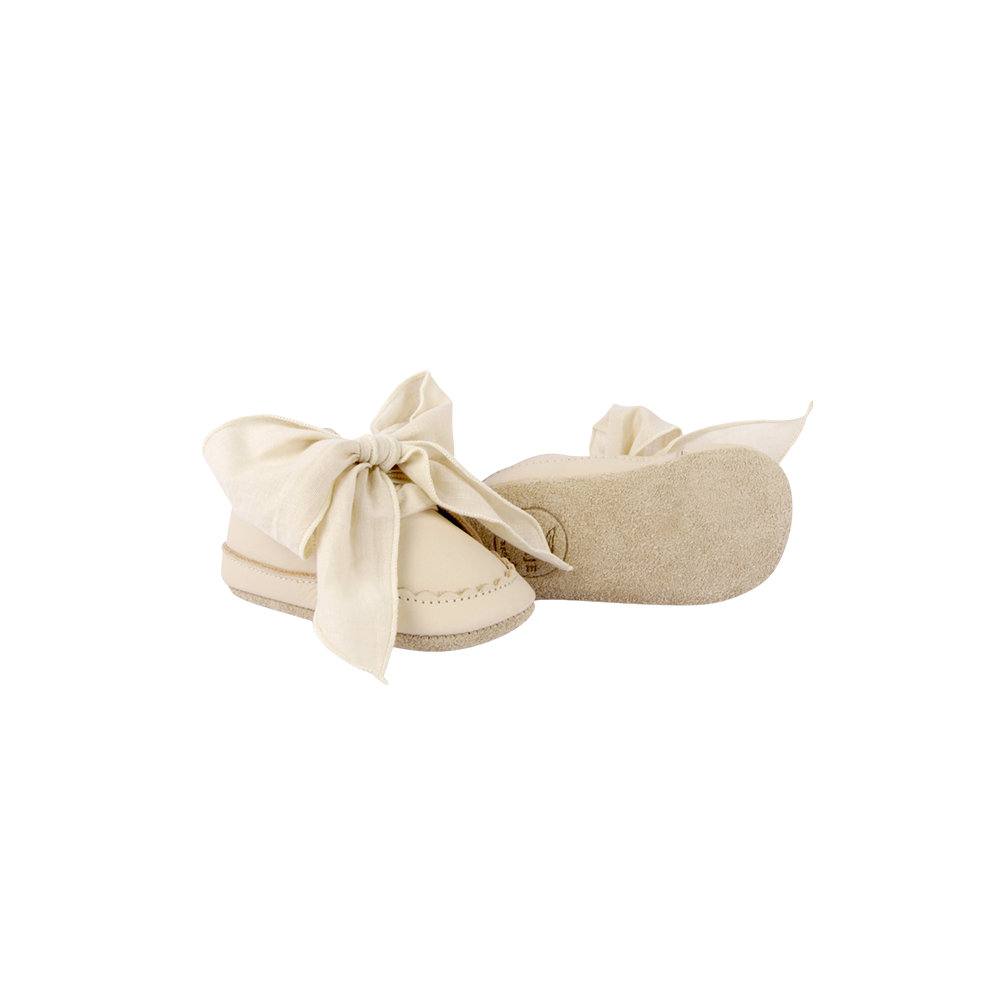 Lonny Sneakers | Cream Leather