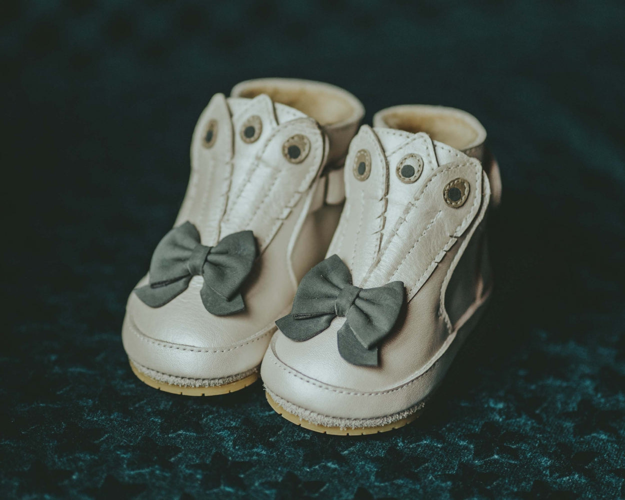 Ponne Booties | Off White Metallic Leather