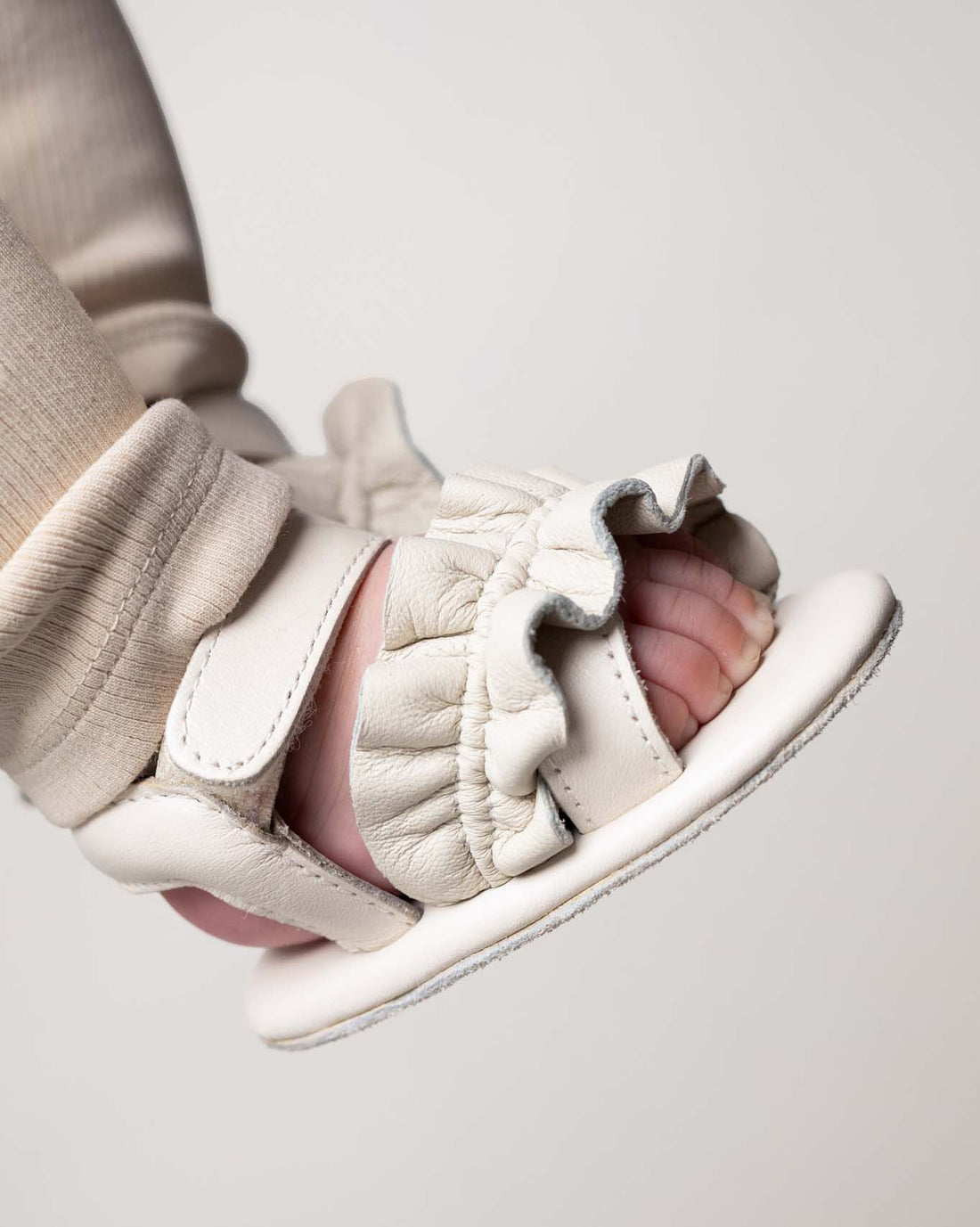 Miene Sandals | Off White Leather