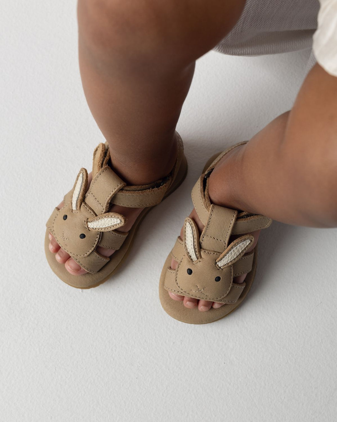 Diedan Sandals | Bunny | Taupe Nubuck
