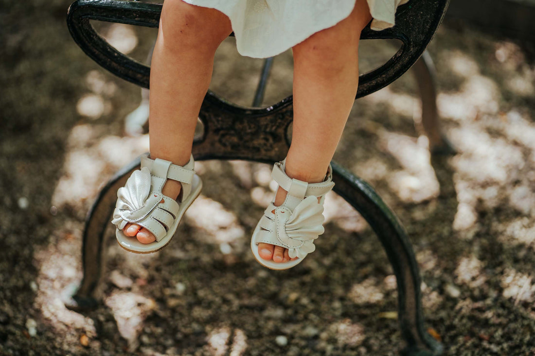 Filoe Sandals | Dove | Off White Metallic Leather