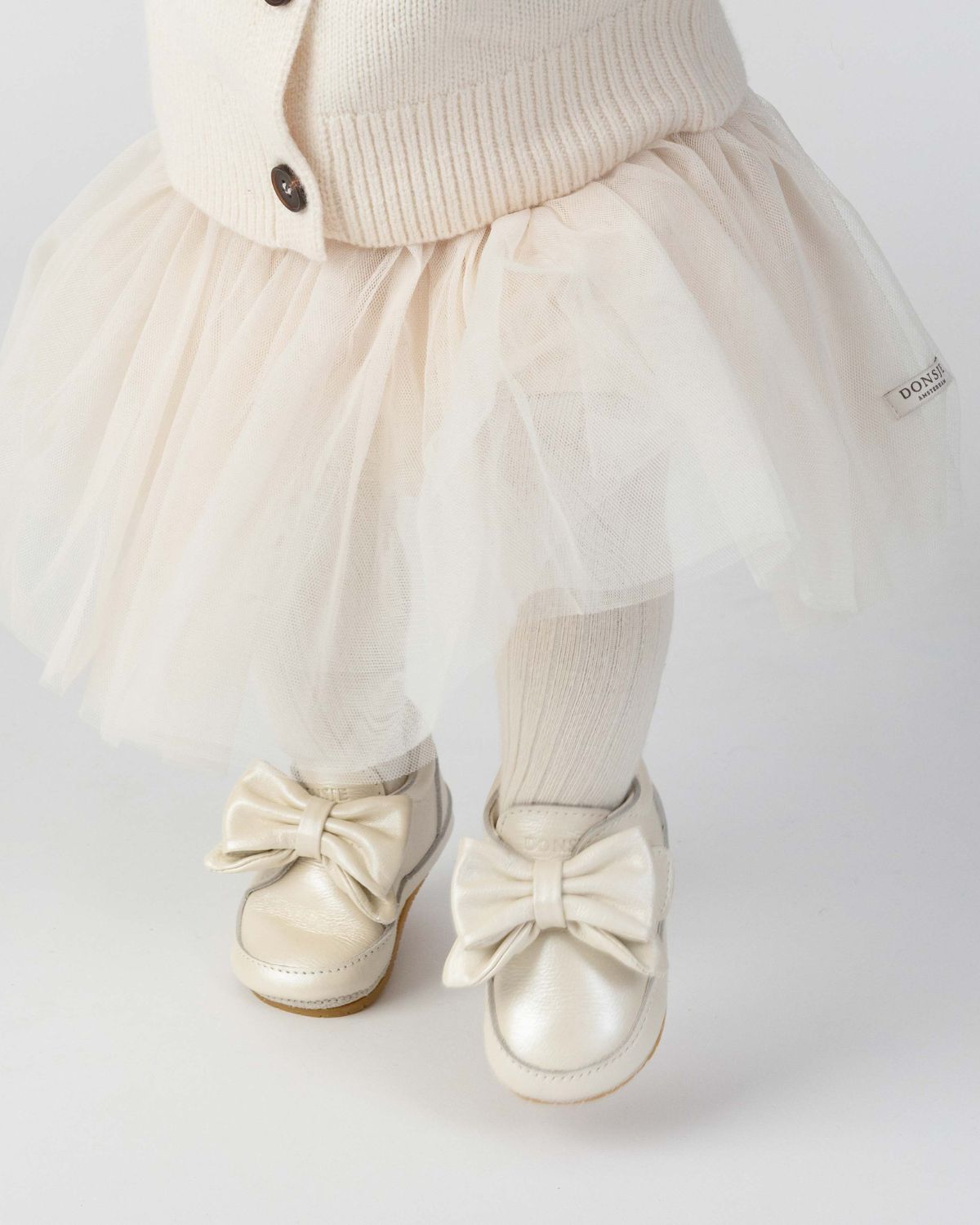 Mileau Sneakers | Off White Metallic Leather