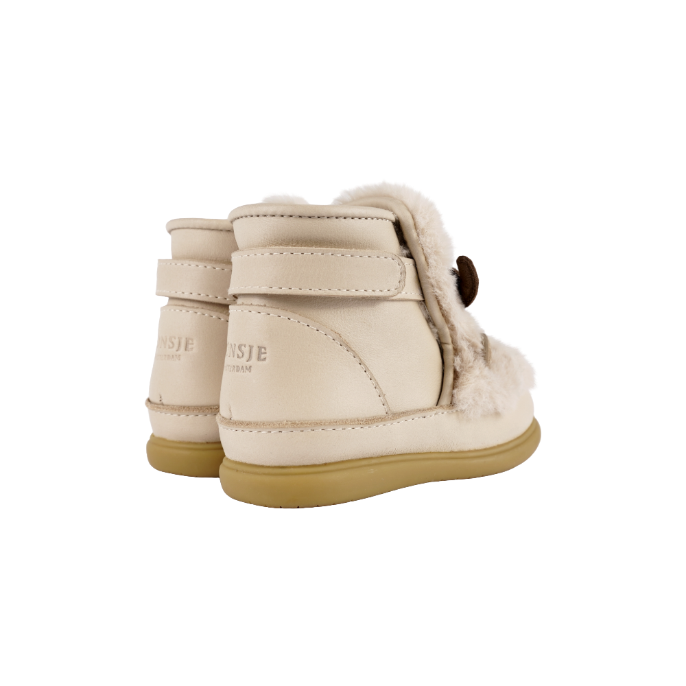 Roumi Shoes | Reindeer | Light Beige Soft Faux Fur