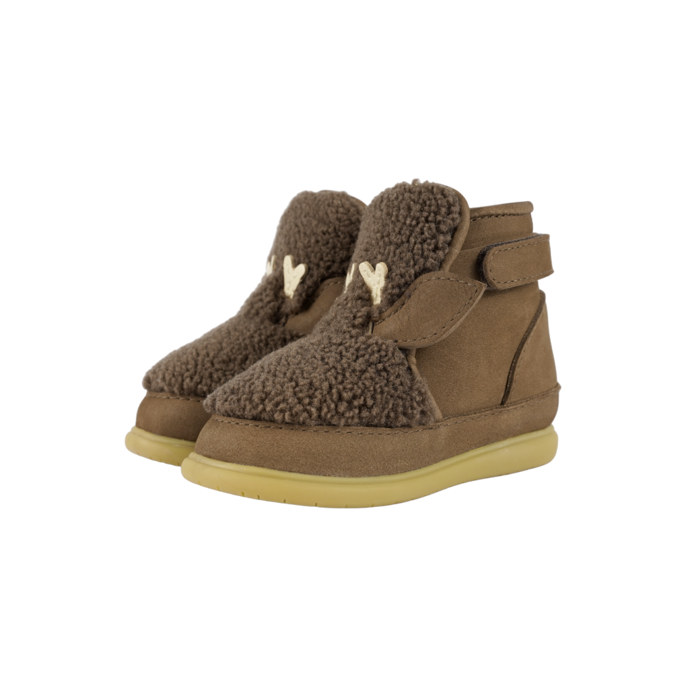 Roumi Shoes | Stag | Hazelnut Curly Faux Fur