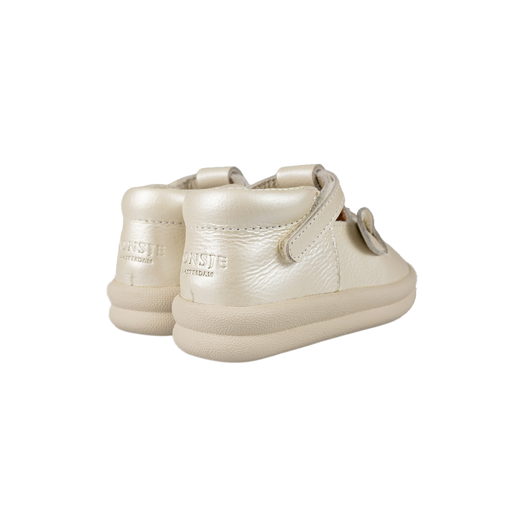 Zilpa Shoes | Unicorn | Off White Metallic Leather