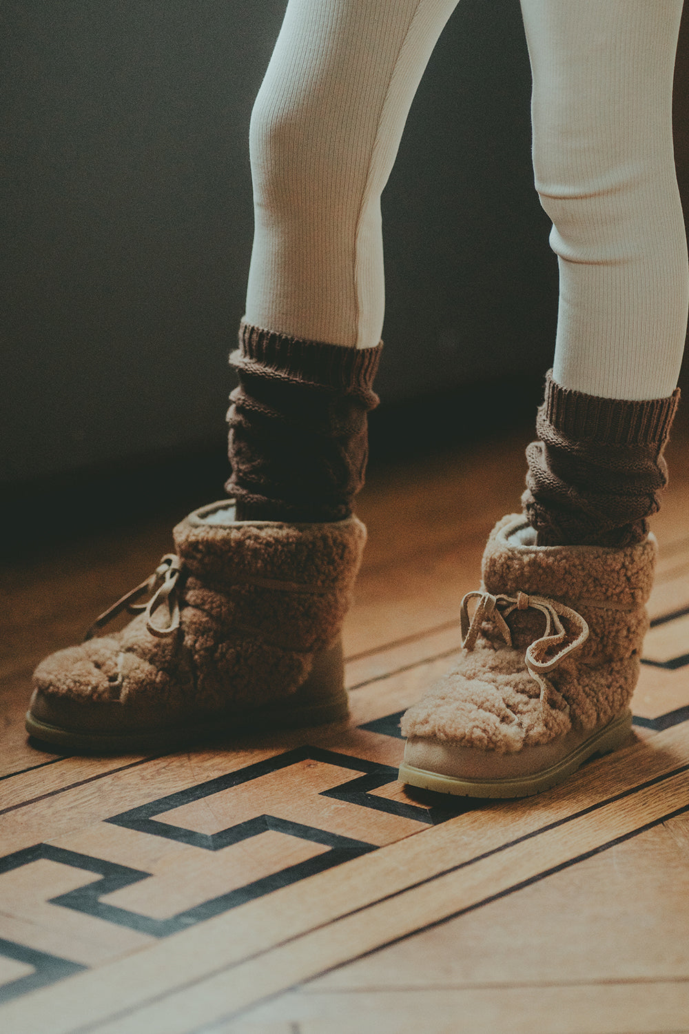 Cassia Boots | Beige Curly Sheep Wool