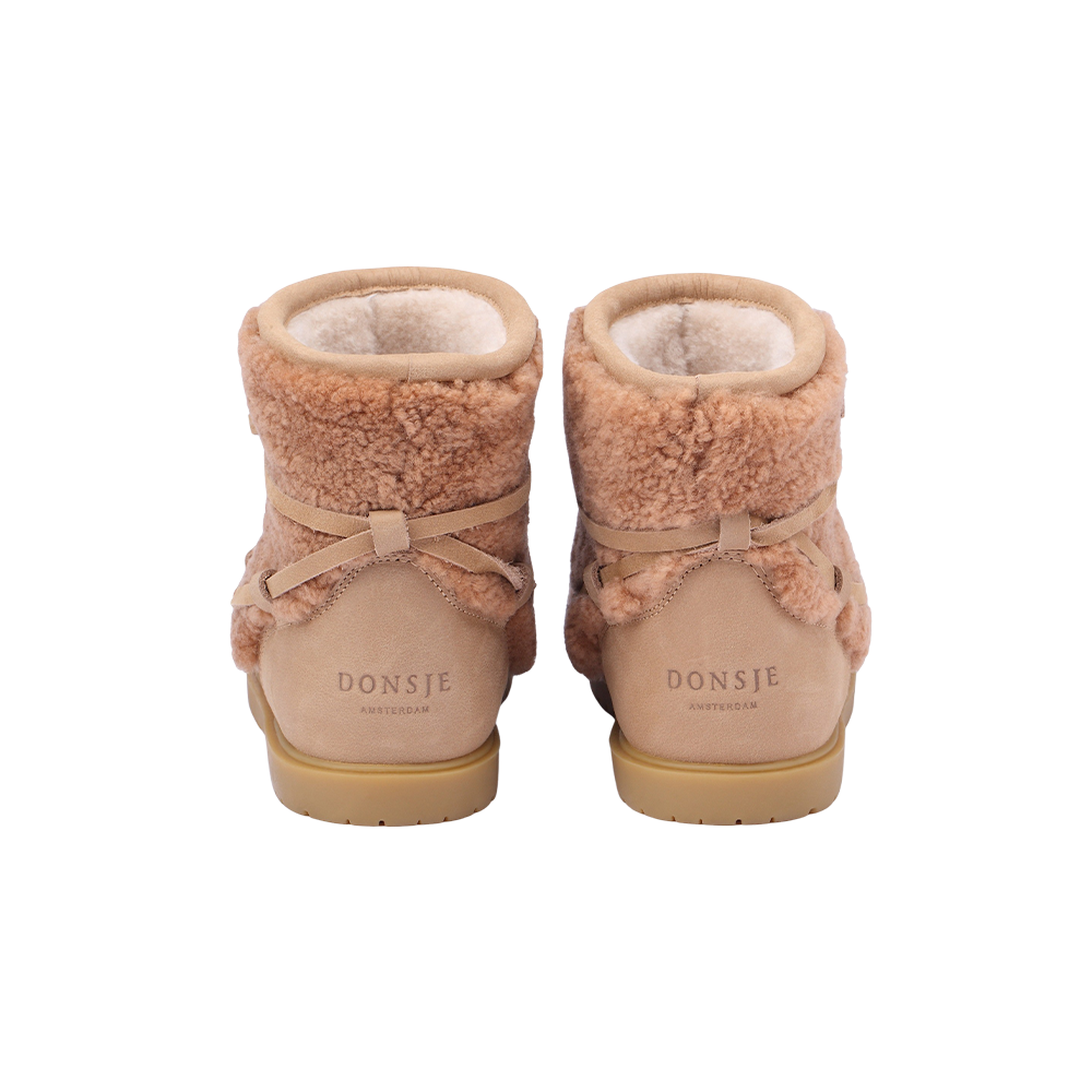 Cassia Boots | Beige Curly Sheep Wool