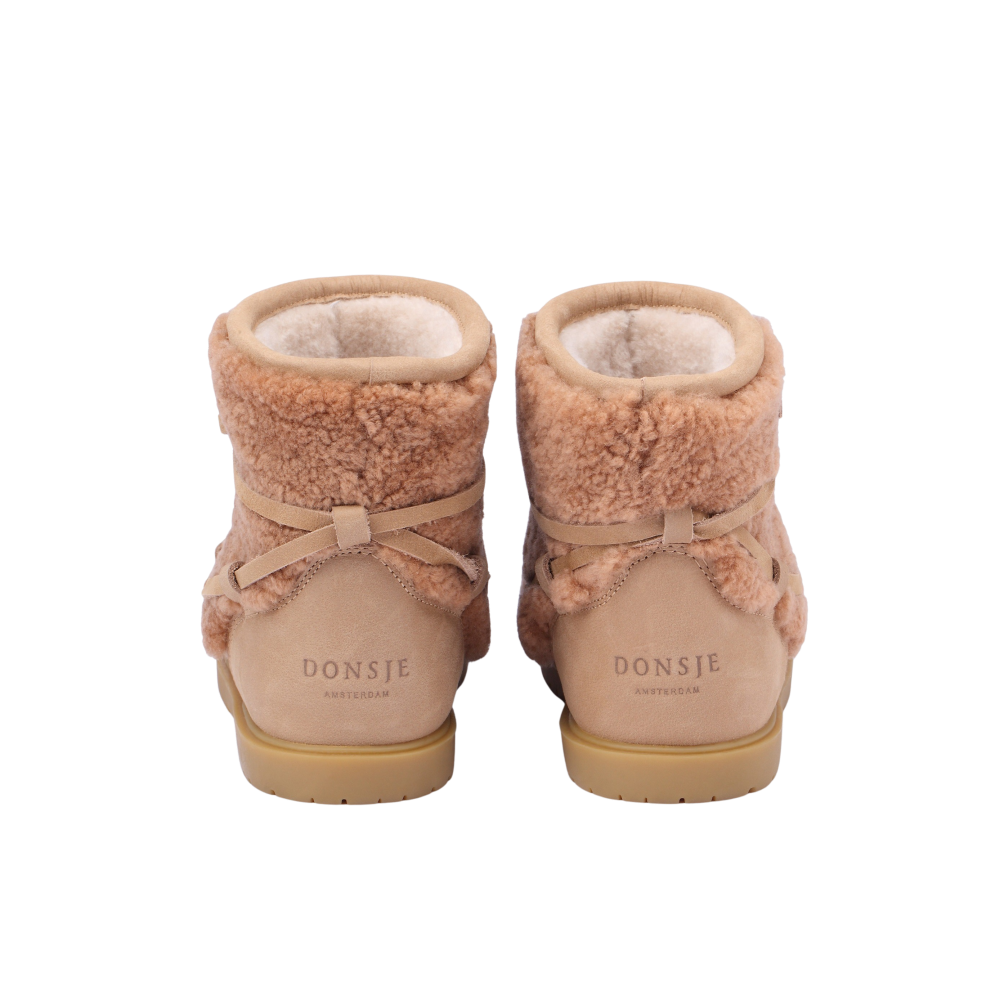 Cassia Boots | Beige Curly Sheep Wool