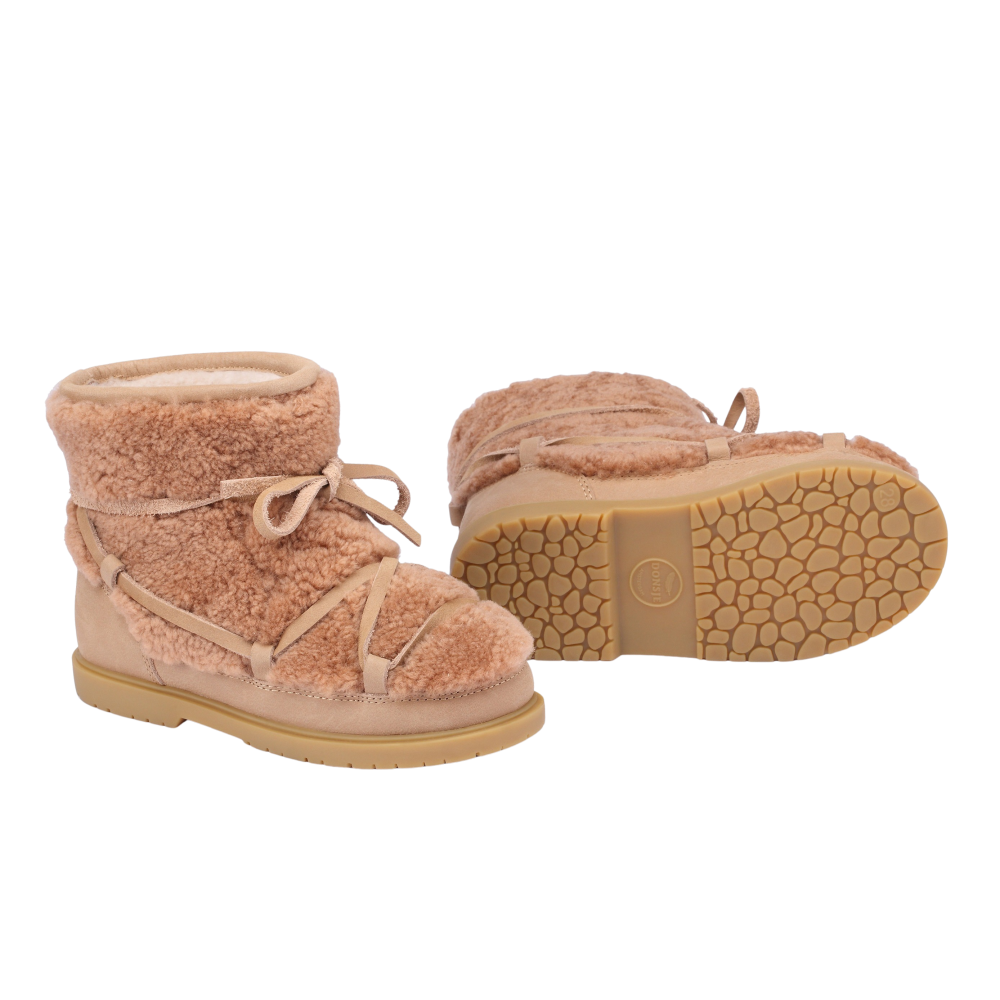 Cassia Boots | Beige Curly Sheep Wool