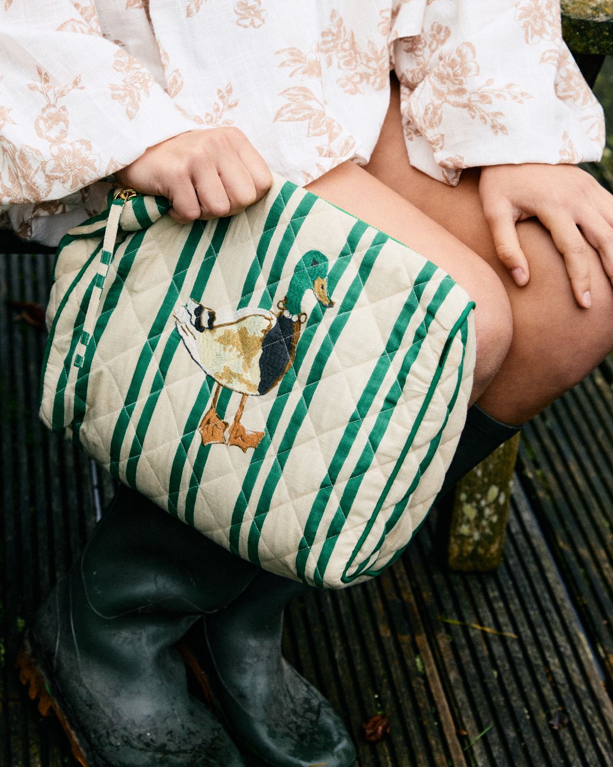 Posh Mallard Quilted Wash Bag | Beige - Emerald Striped
