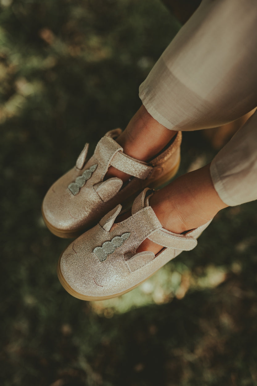 Qesterre Shoes | Unicorn | Powder Metallic Leather