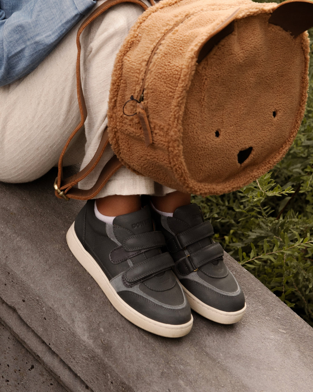 Meyo Sneakers | Petrol Leather