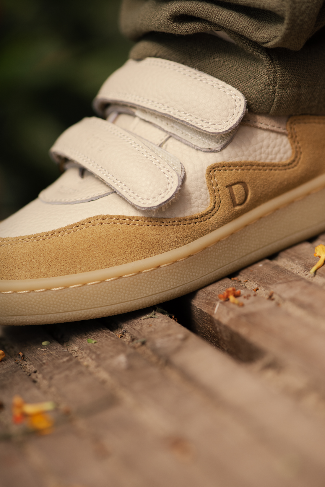 Kesio Sneakers | Khaki Suede