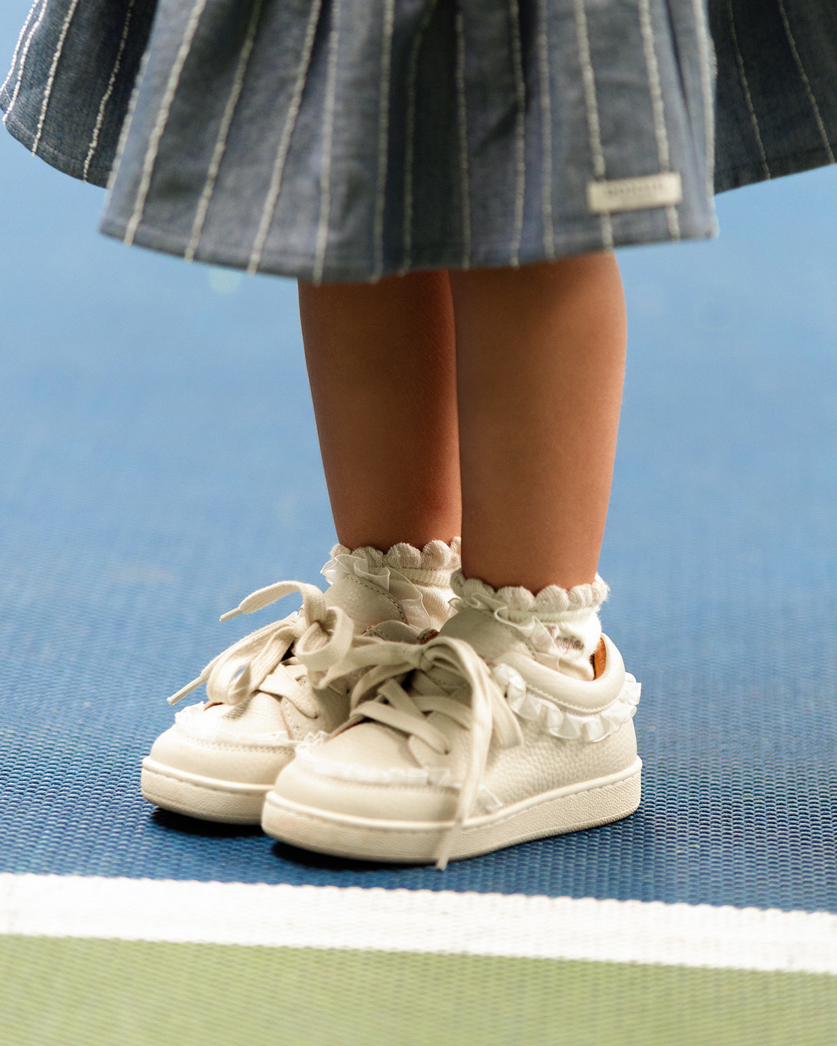 Lisel Sneakers | Off White Leather
