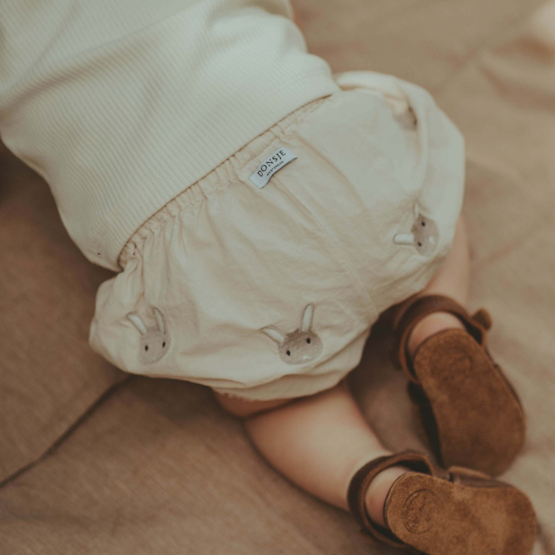 Qarson Bloomers | Bunnies | Warm White