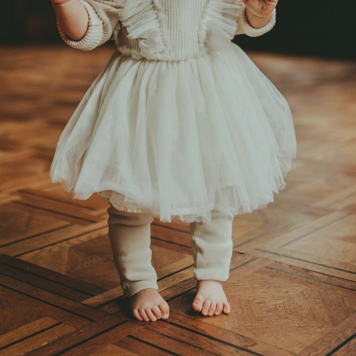 Qellie Leggings | Macaroon