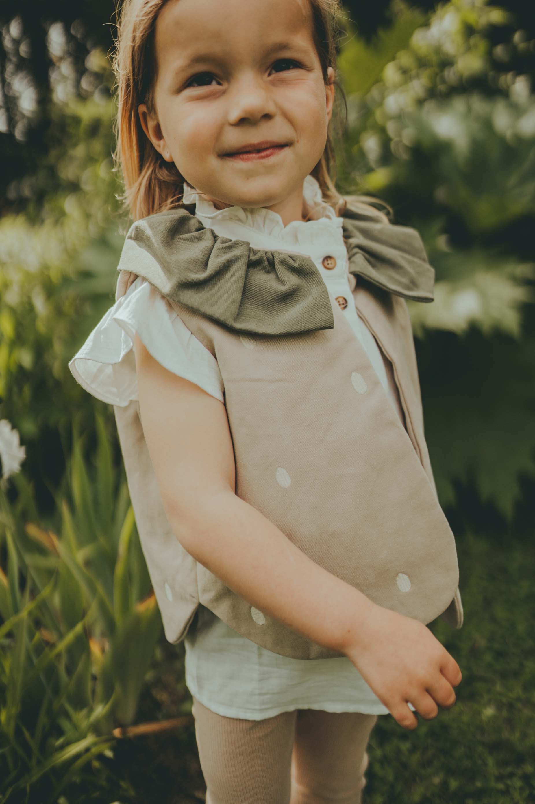 Ily Gilet | Strawberry | Lavender Brown