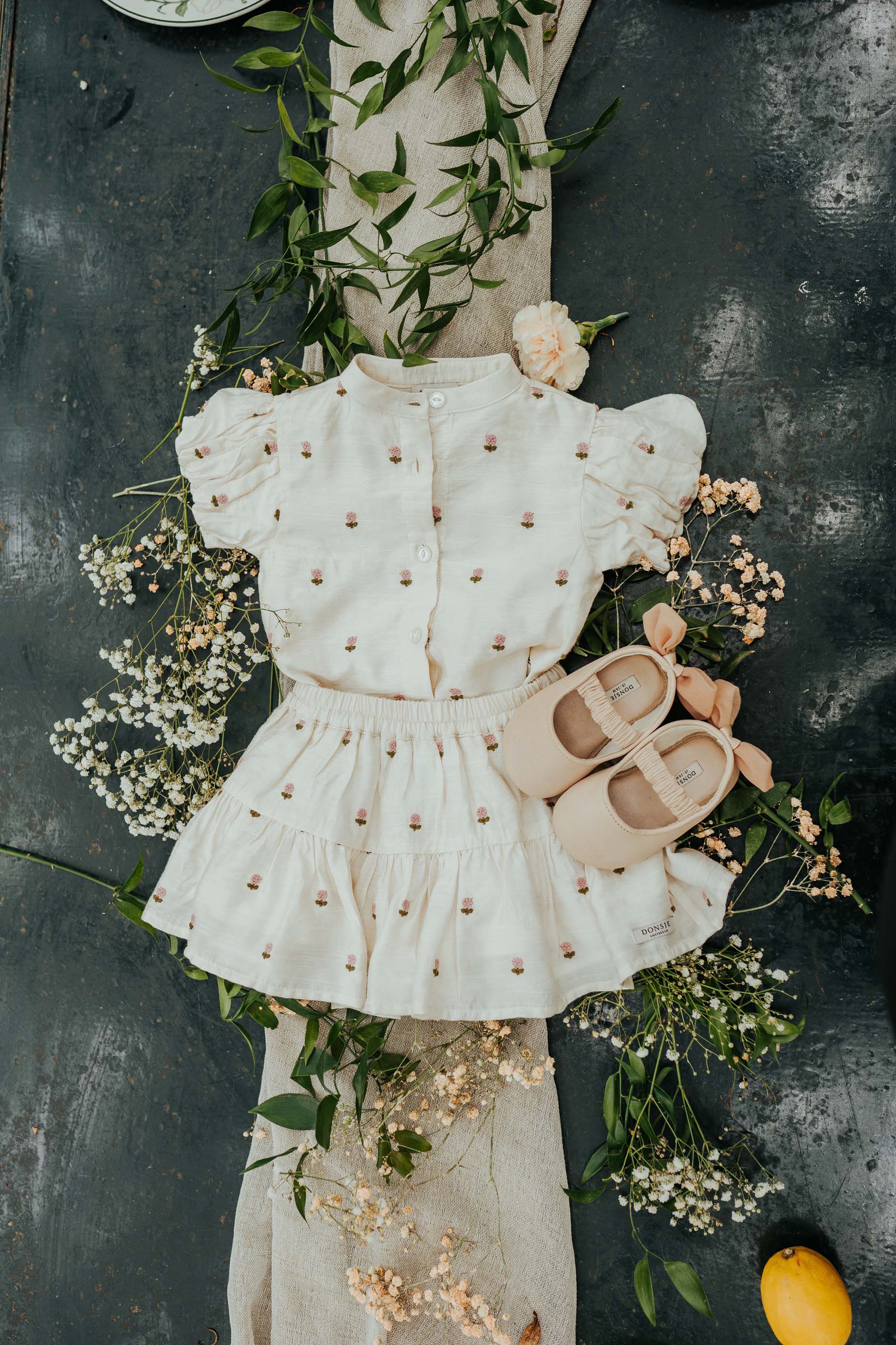 Ezrah Blouse | Roses | Warm White