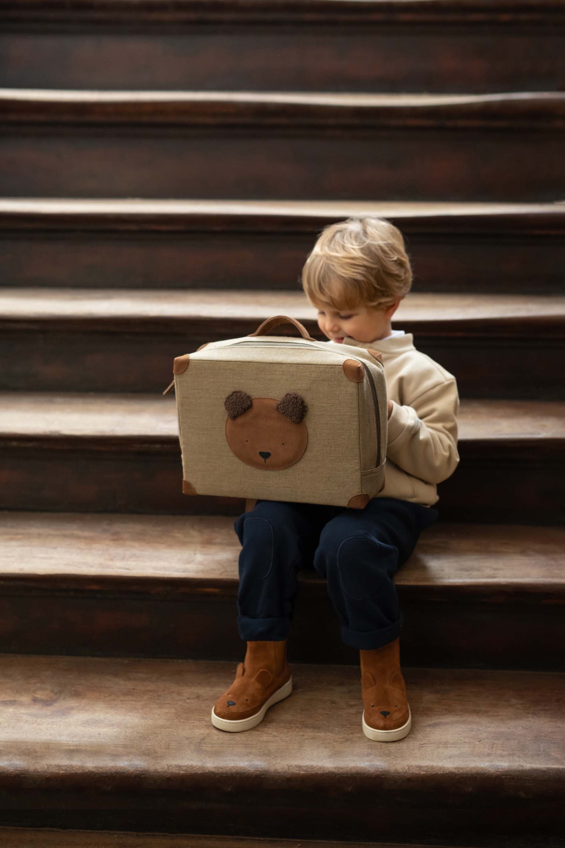 Paaki Backpack | Fluffy Bear | Teddy Brown Suede