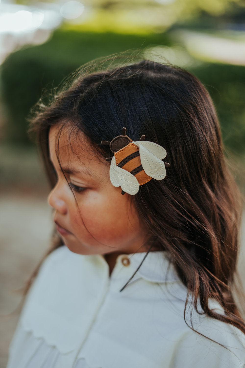 Zaza Sky Hairclip | Bee | Camel Classic Leather