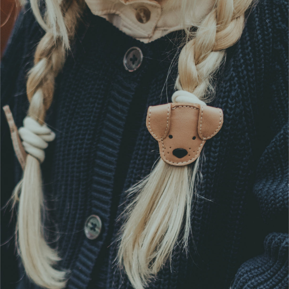 Qosy Classic Hair Tie | Dog | Light Rust Leather