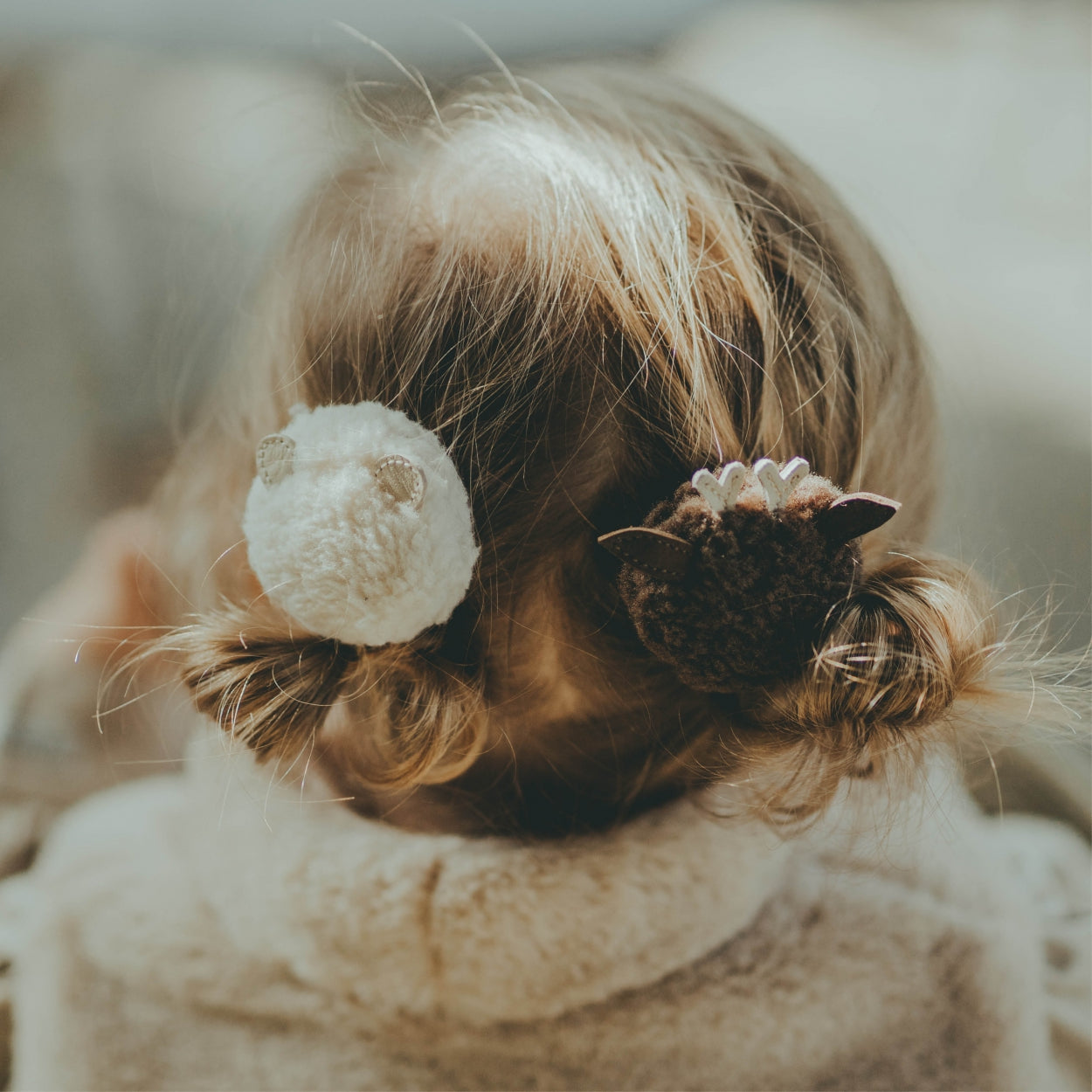 Ploto Hairclip | Stag | Hazelnut Curly Faux Fur