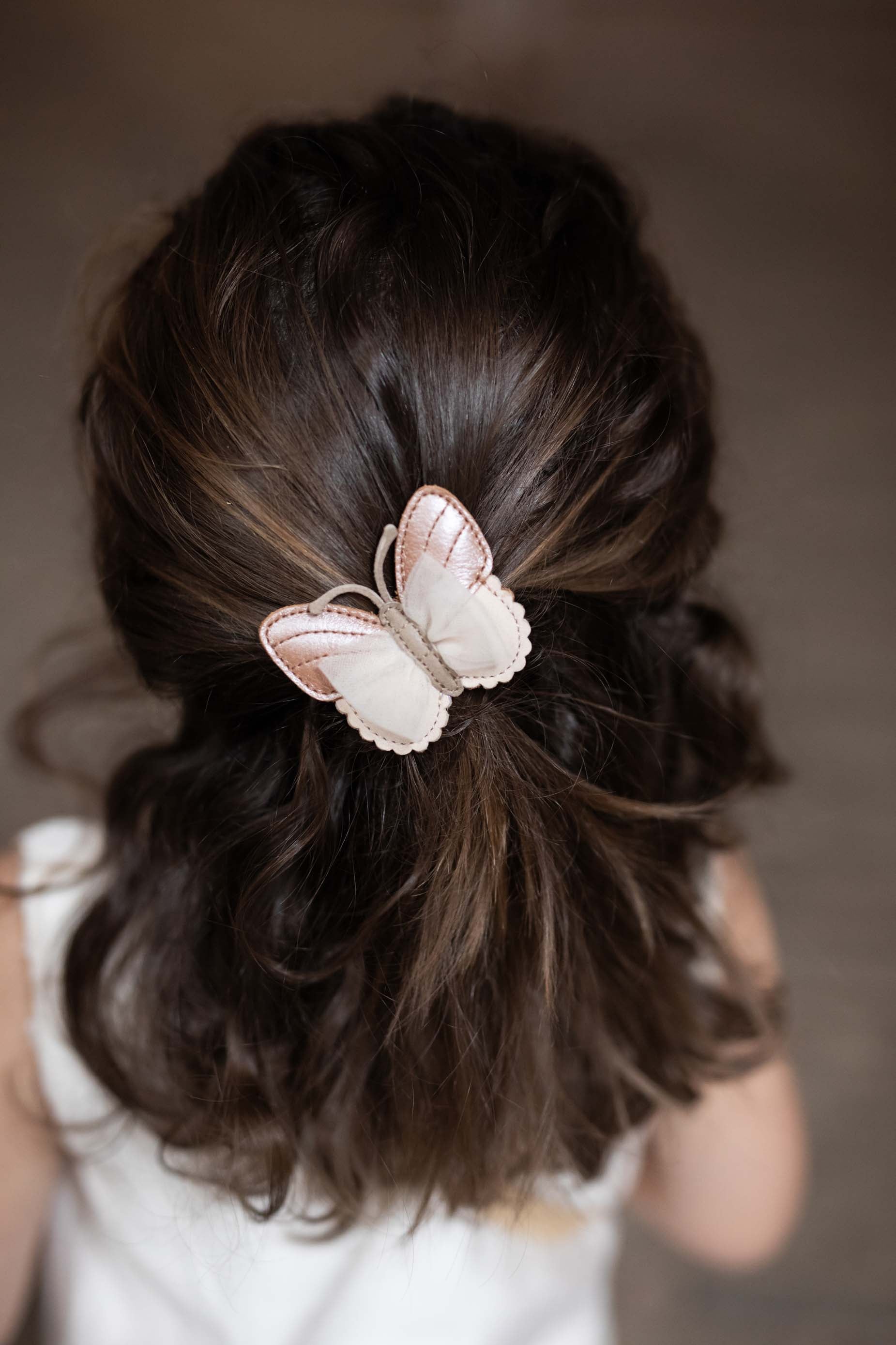 Qalja Clip | Vlinder | Clay Metallic Leather