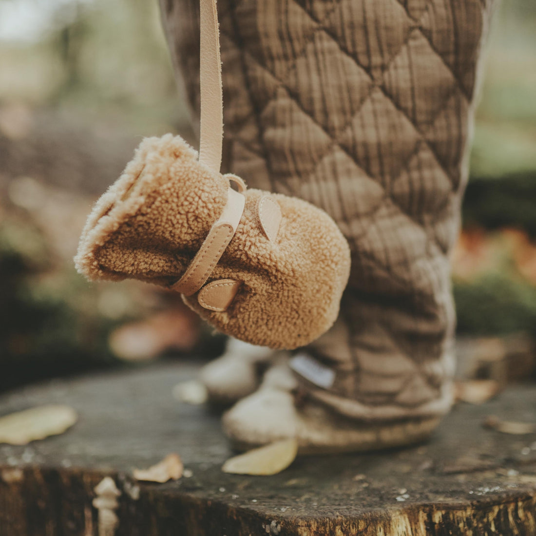 Richy Mittens | Teddy Bear | Light Maple Curly Faux Fur