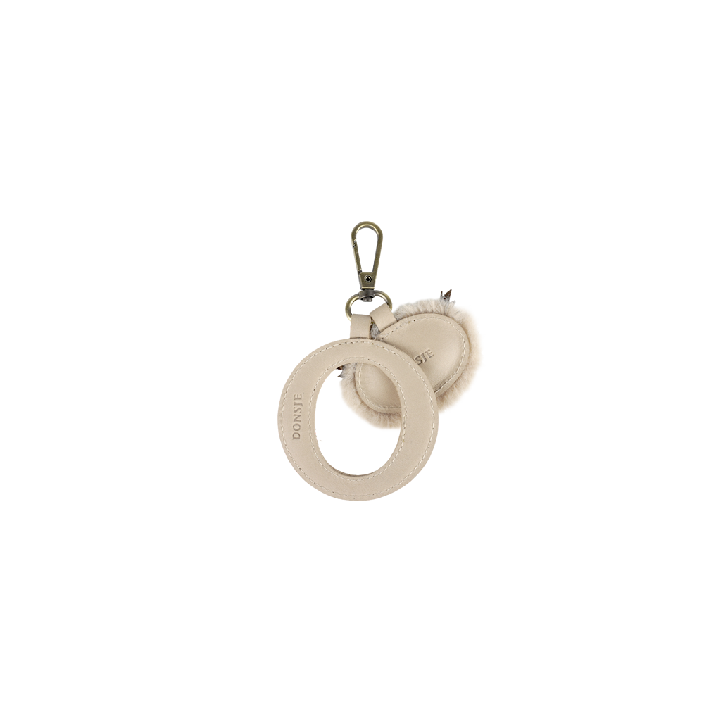 Alphabet Keychain Large | O | Ivory Classic Leather