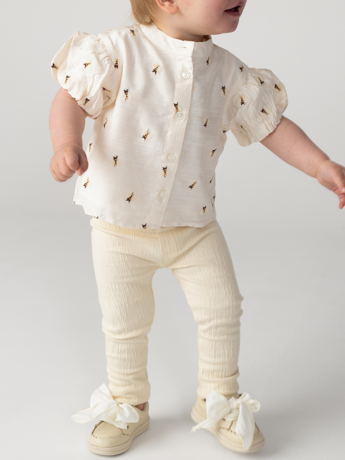 Ezrah Blouse | Bees | Warm White