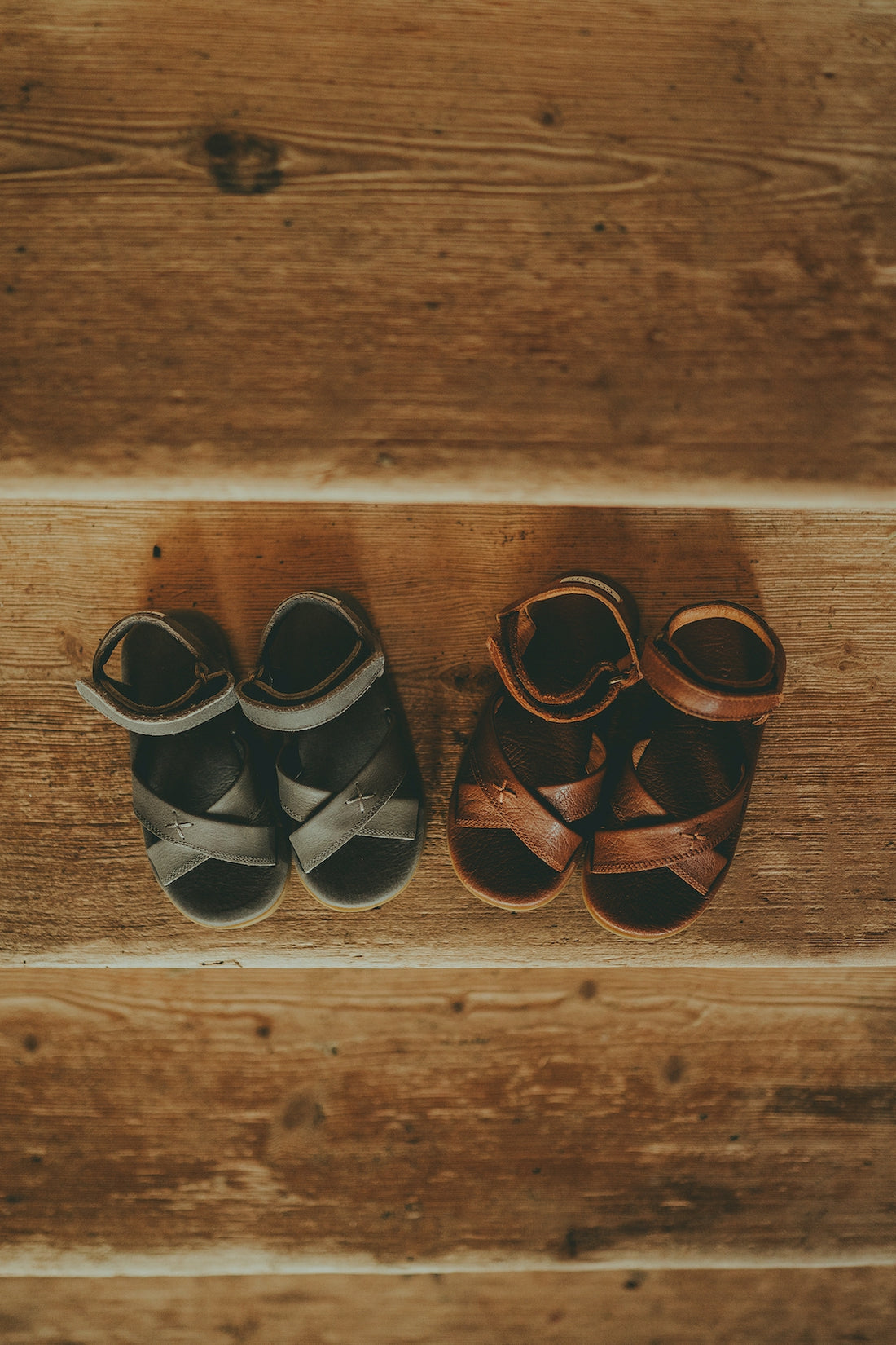 Qotis Sandals | Grey Leather
