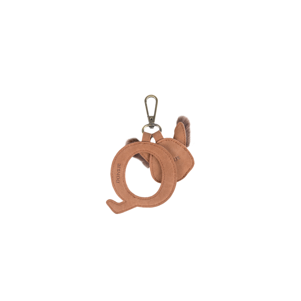 Alphabet Keychain Large | Q | Walnut Nubuck