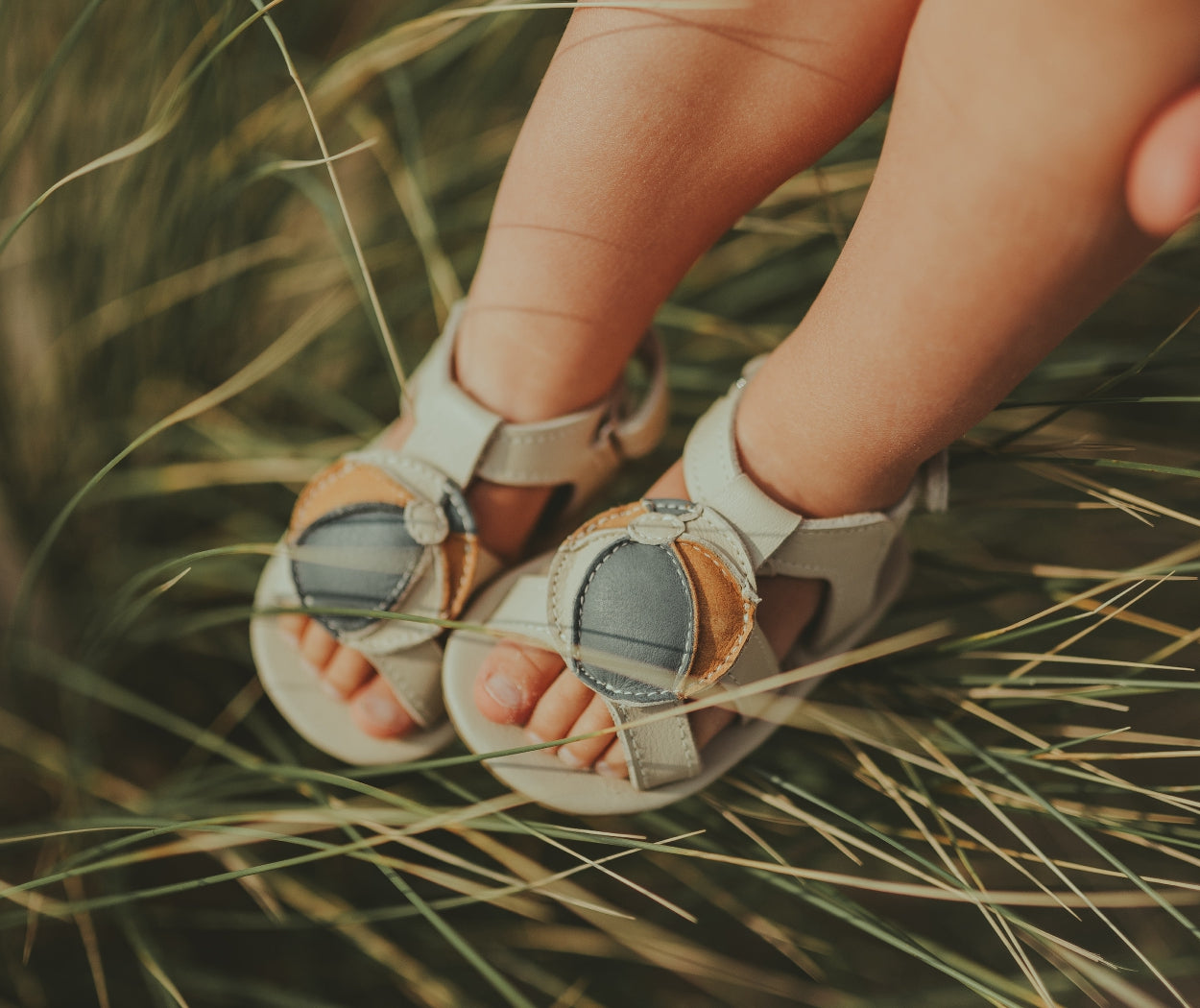 Flops Sandals | Beach Ball | Blue Stone Leather