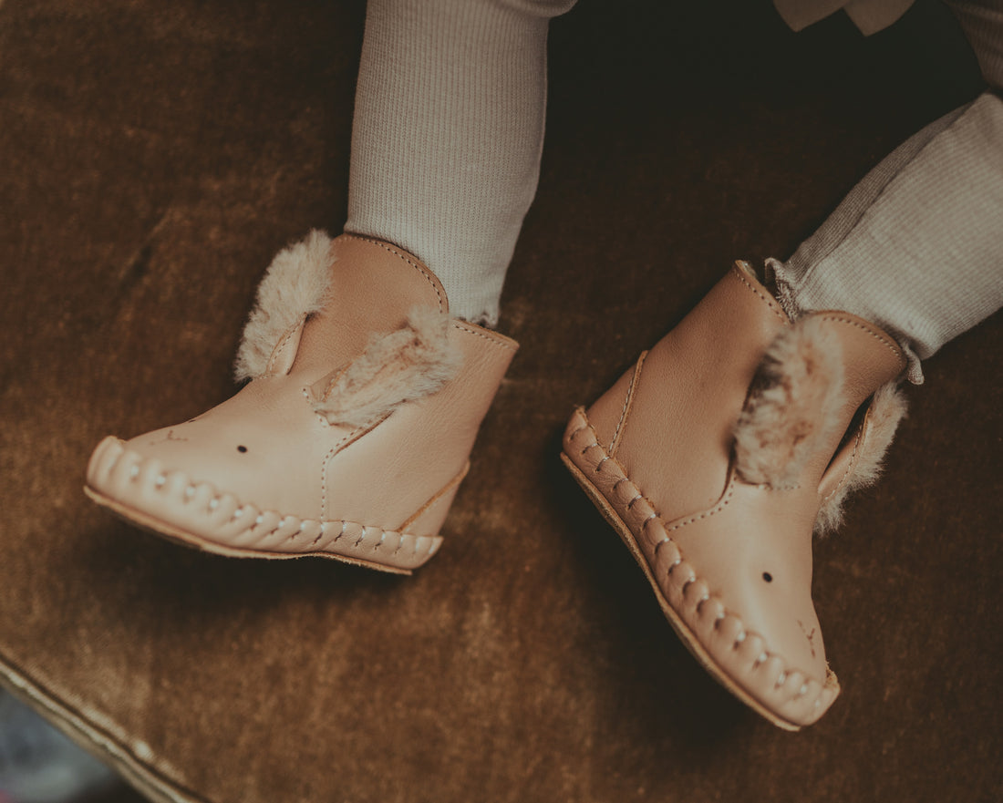 Kapi Exclusive Booties | Fluffy Bunny | Light Rust Leather