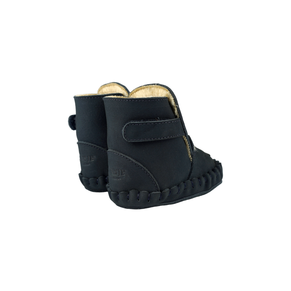 Kapi Exclusive Booties | Skunk | Navy Nubuck
