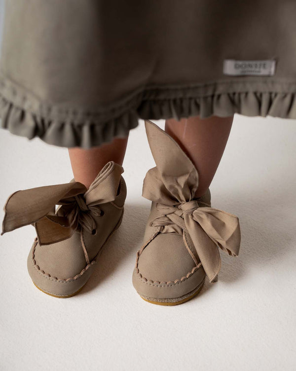 Lonny Sneakers | Taupe Nubuck