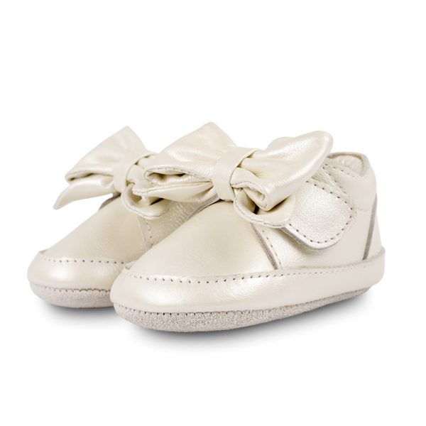 Mileau Sneakers | Off White Metallic Leather
