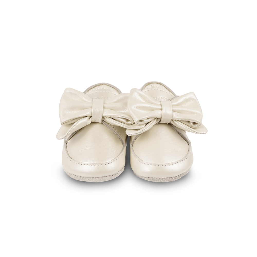 Mileau Sneakers | Off White Metallic Leather