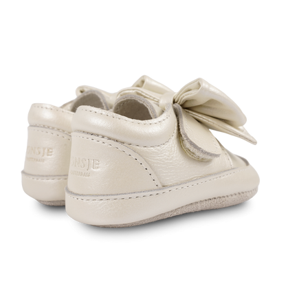 Mileau Sneakers | Off White Metallic Leather