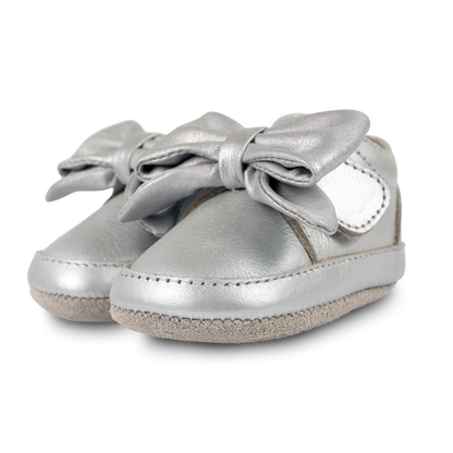 Mileau Sneakers | Silver Grey Metallic Leather