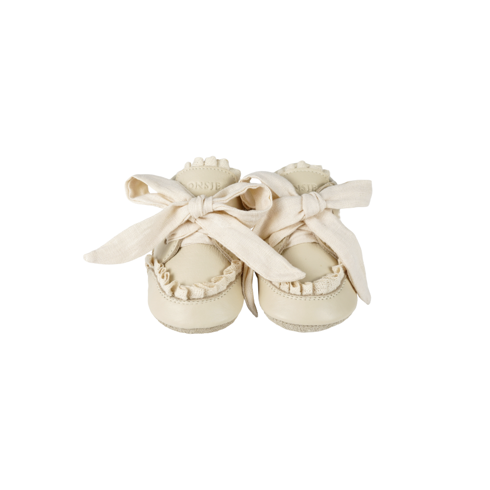 Loke Sneakers | Cream Leather
