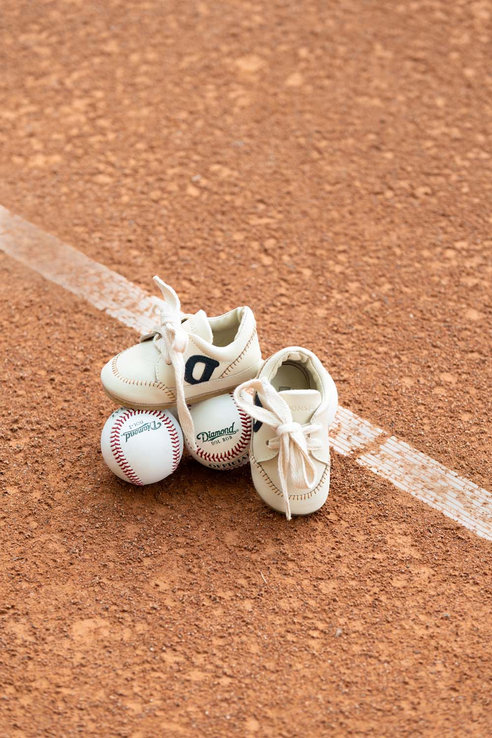 Olav Sneakers | Cream Leather