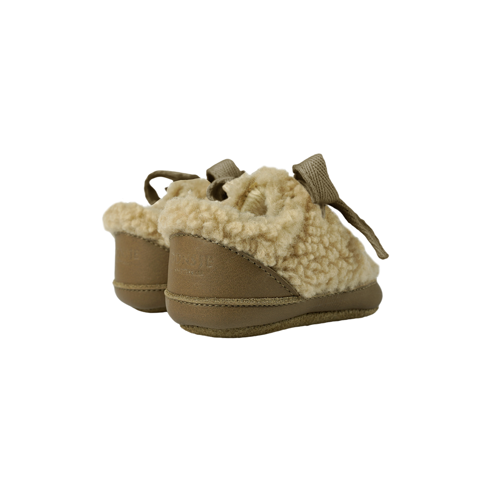 Rije Sneakers | Beige Curly Faux Fur
