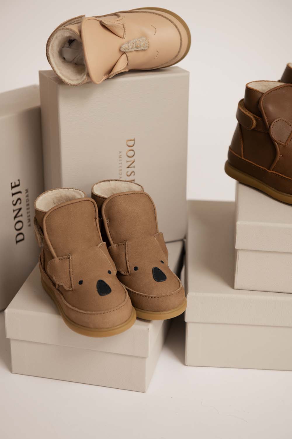 Dubu Classic Shoes | Koala | Truffle Nubuck